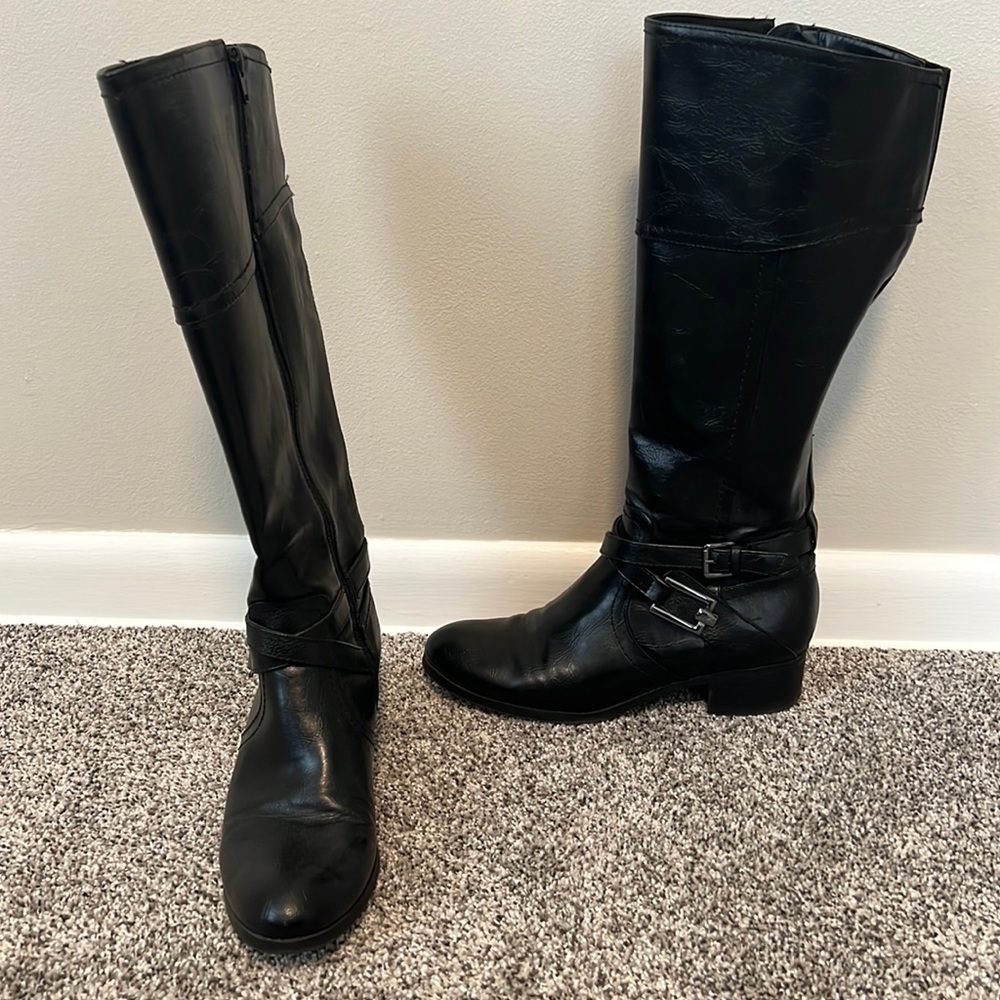 Black boots